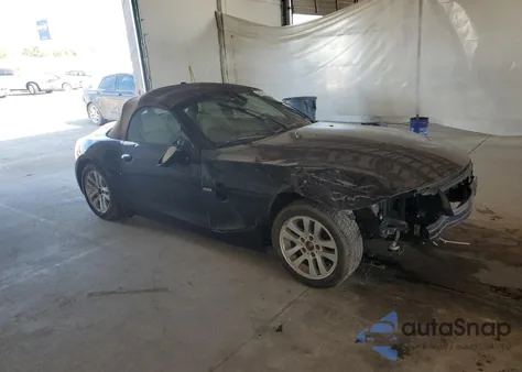 2005 BMW Z4 2.5 z USA, uszkodzony, nr VIN 4USBT33585LS54256